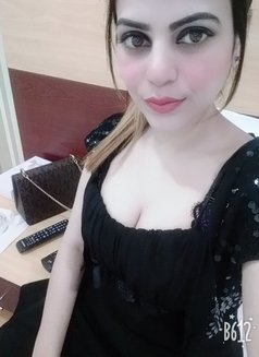 #dubaiescortbabes	+971 522907972