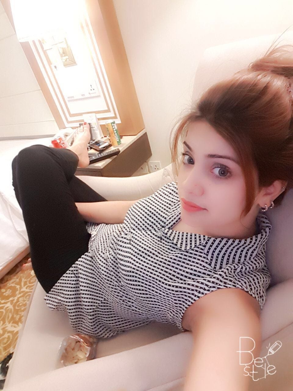 #dubaiescortbabes	+971 522907972