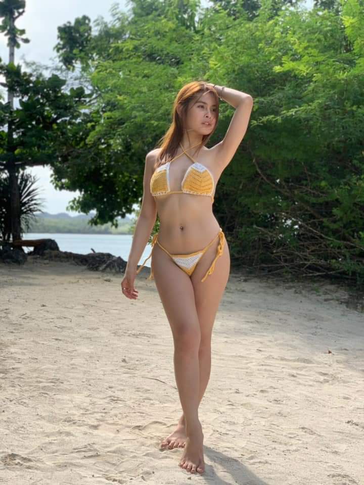 FILIPINO ESCORT IN DUBAI +971589798305