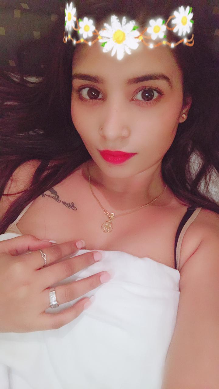 Arohi Escorts in Dubai +97158891826