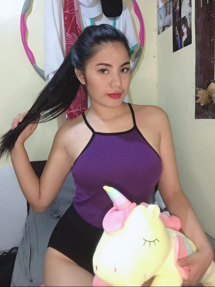 Filipina Escorts Call Girls in Dubai +971589798305